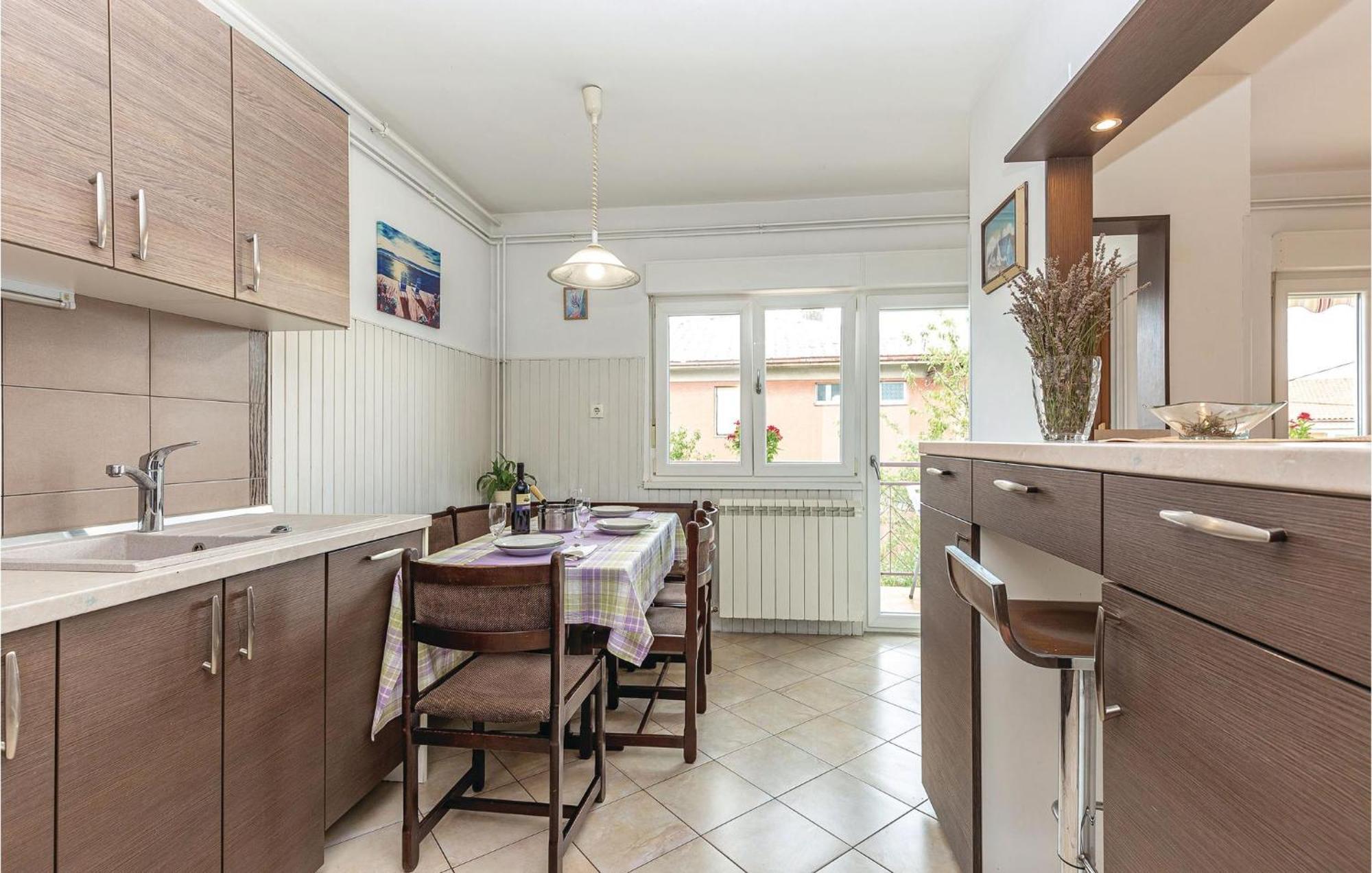 Amazing Apartment In Rijeka With Wifi ภายนอก รูปภาพ